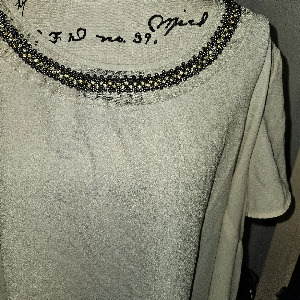 Lane Bryant Womans Short Sleeve White Blouse Size 22/24 - Picture 3 of 12